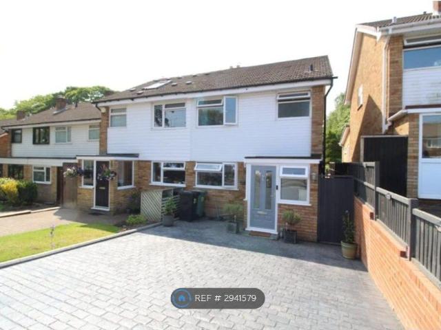 Emery Close, Walsall WS1, 3 bed semi detached house to rent, £1,400 pcm | PrimeLocation