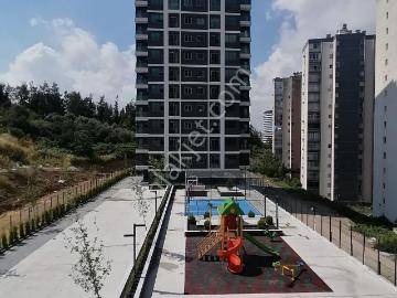 Emfadan Sıfır Ultra Lüks Sitede D.gazlı 3+1 Ç.banyo Daire