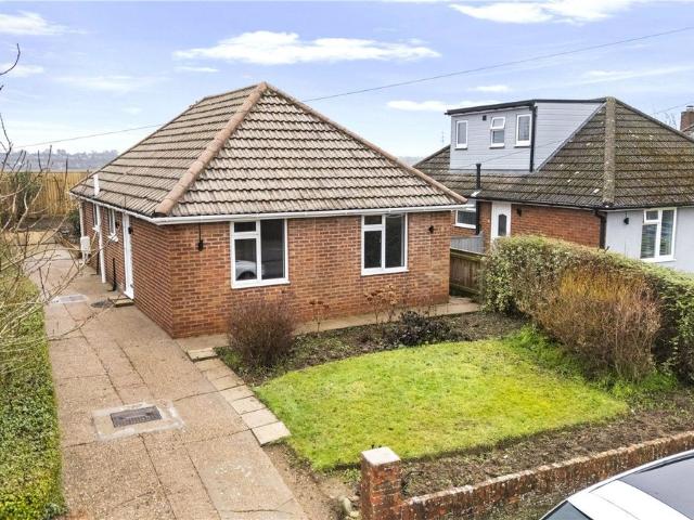 Emfield Road, Scartho, Grimsby DN33, 3 bed bungalow to rent, £925 pcm | PrimeLocation