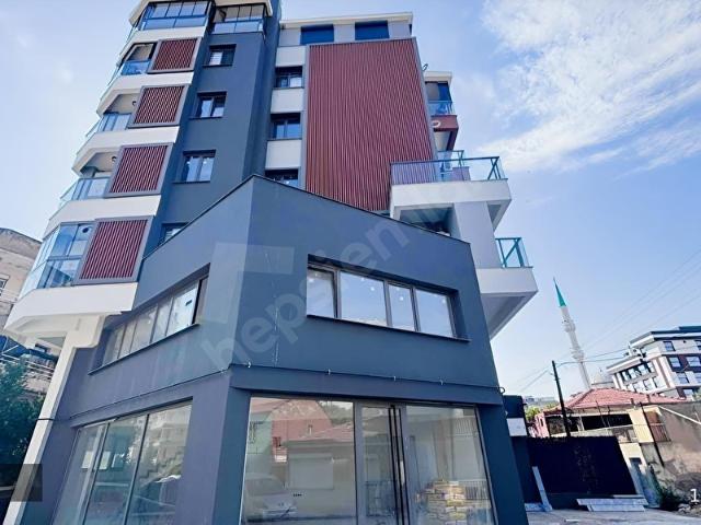 ŞEMİKLER'DE MODERN YAPILI MERKEZİ KONUMDA 1+1 KİRALIK DAİRE