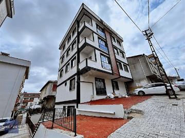 EMİNEVİME UYGUN AKŞEMSETTİN MAHALLESİN'DE 2+1 SATILIK DAİRE