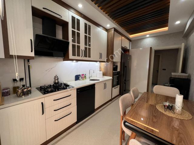 Şemikler Mahallesi Satılık Ara Kat 2+1 Daire