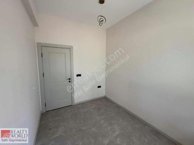 Şemikler Mahallesinde 3+1 Kiralık Daire