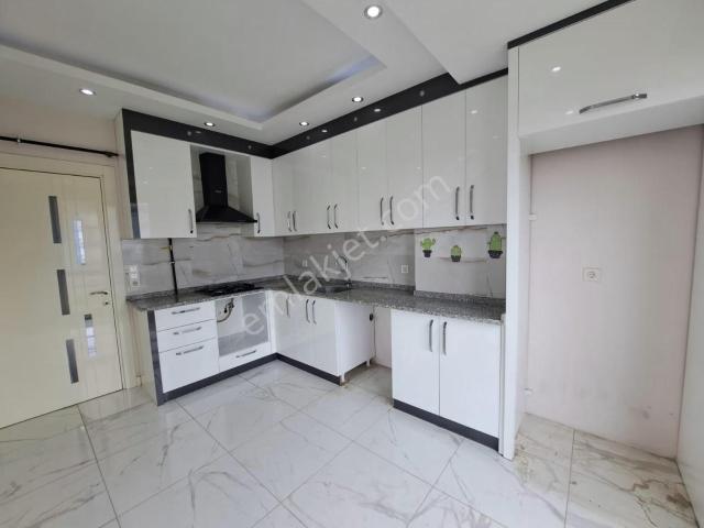 Şemikler Naz Bayrak Yakını Kiralık Arakat 2+1 Daire