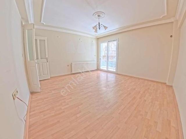 Şemikler Çarşısı Yakını 2+1 Kapalı Mutfak Kiralık