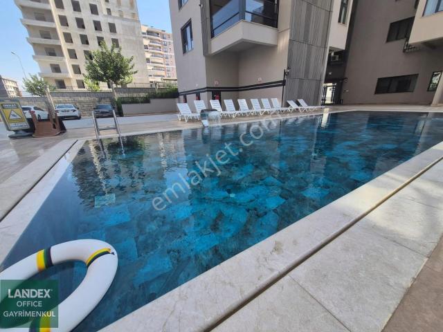 Şemikler`de Havuzlu K.otoparklı Güvenlikli Kiralık Daire