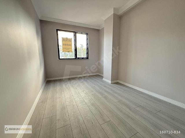 EMIN EVIM UYGUN 2+1 85m2 GENIŞ CADDE ÜZERI ARA KAT DAIRE