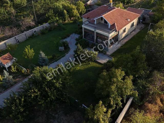 Emin Emlak Bor Bağdüz 2000m İçinde 120m2 Müstakil Bahçeli Ev