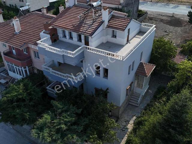 Emin Emlak 6+1 Murat Evler Vali Konağı Civarı Ultra Geniş Villa