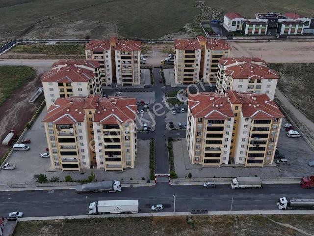Fırsat Emin Emlaktan Osmanlı Konutlarında 175 M² 3+1