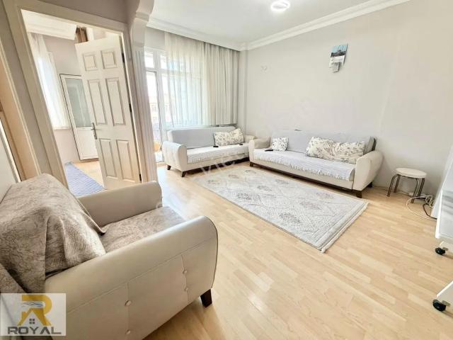 Eminevim,katılım Evime Uygun 2+1 Metrobüse Yakın Masrafsız Daire