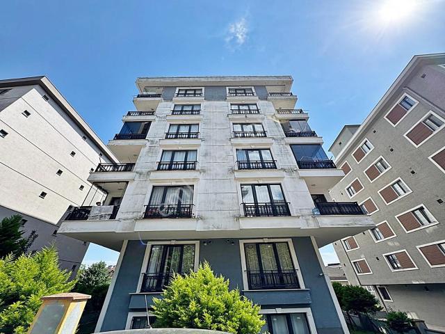 Eminevime, Birevime Uygun Merkezi 2+1 İskanlı Satılık Daire