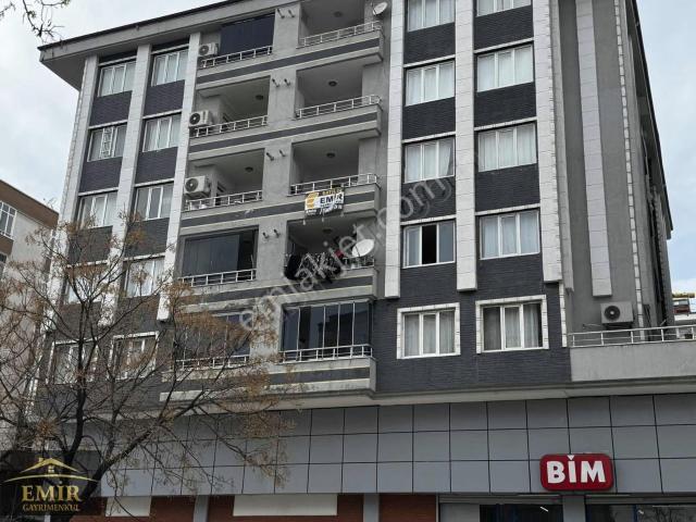 Emir Gayriemnkulden Burakta Ana Cadde Üzerinde Satılık 3+1 Daire