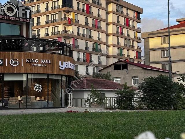 Emiray Dan Güngören Mh. Ebeveyn Banyolu Satılık 3+1 Açık Havuzlu