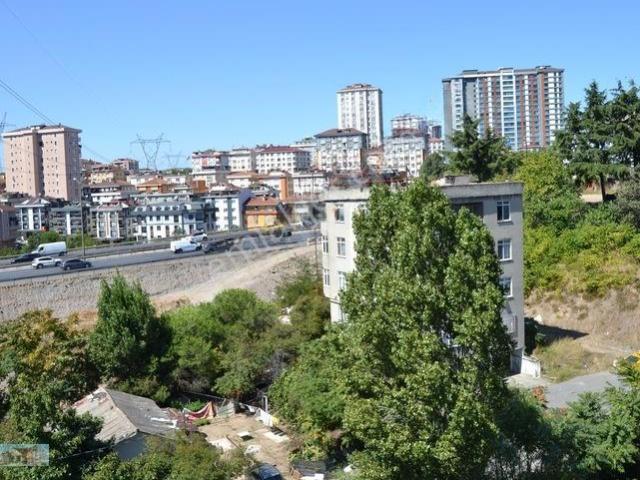 Emiray Dan İkbal Caddesine Paralel Kiralık 2+1