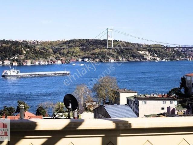 Emirgan Boyacıköyde Boğaz Manzaralı,otoparklı Müstakil Ev