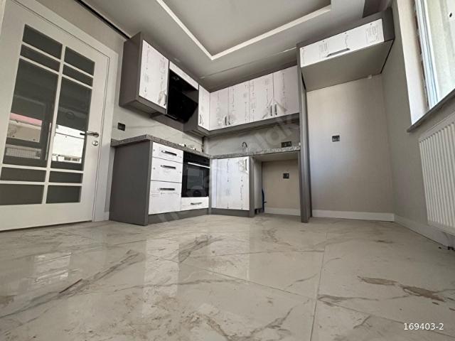 EMK GAYRİMENKULDEN BULVARA CEPHE İŞÇİLİK HARİKASI 3+1 GİRİŞ KAT