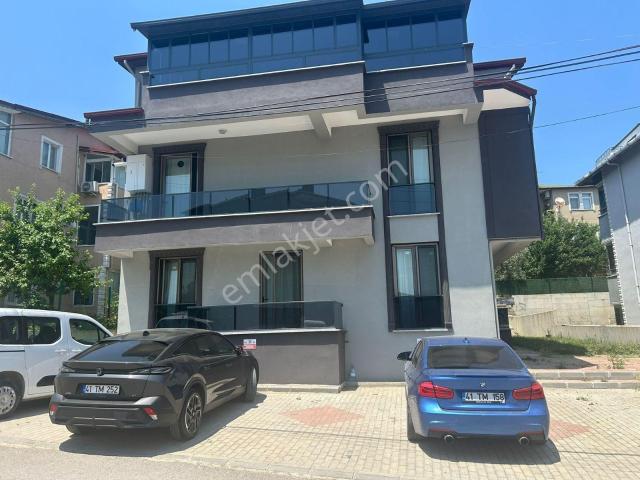 Emlak Team Derince Mersincik Mh'de Kiralık 2+1 Daire