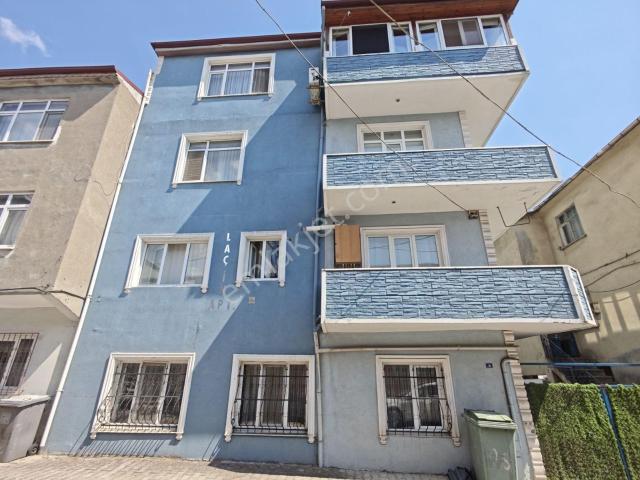 Emlak Team körfez Yeniyalı Mh.'de 1+1 Eşyalı Kiralık Daire