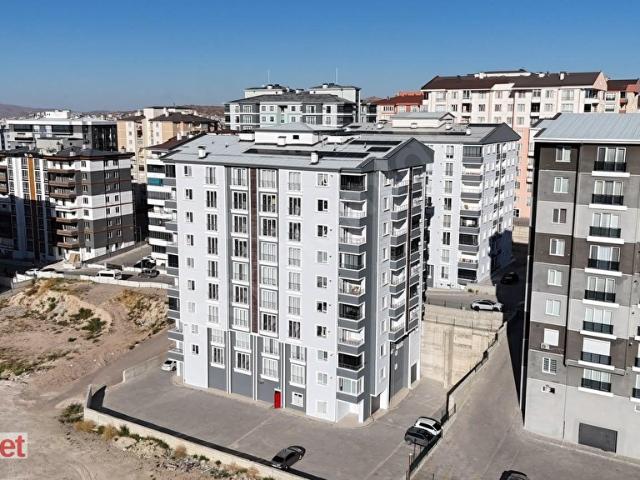 Emlak ZetCevher Dudayev Mah. 3+1 Satılık Daire