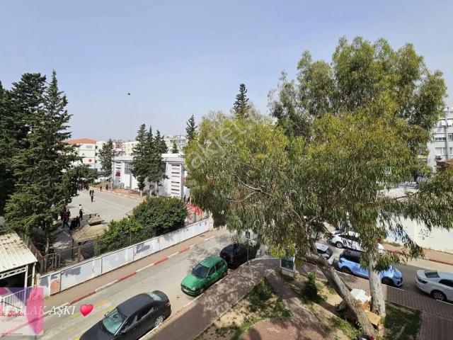 Emlak Aşkı Güvencesiyle Memurevleri Mahallesinde Köşe Başı