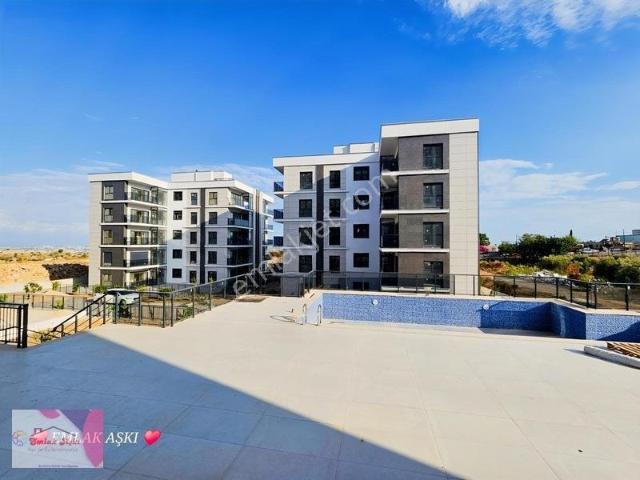 Emlak Aşkı Güvencesiyle Otel Konseptinde Bahçe Katı Acil Satılık