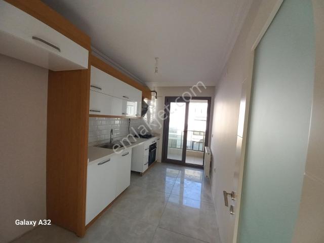 Emlak Buraya /buca Yıldız Mahallesinde 2+1 Kiralık Lüks Daire