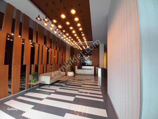 Emlak Buraya/ Şehir Manzaralı Kısmi Eşyalı 1+0 Stüdyo Daire