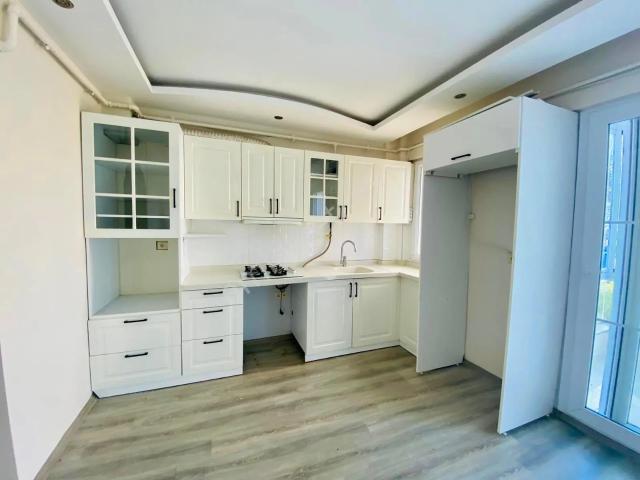 Emlak Center’dan Muradiye Villalar Bölgesinde 2+1 Kiralık Daire