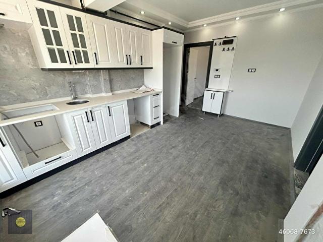 EMLAK CENTER'DAN MURADİYE MAH SATILIK 1+1 SIFIR DAİRE