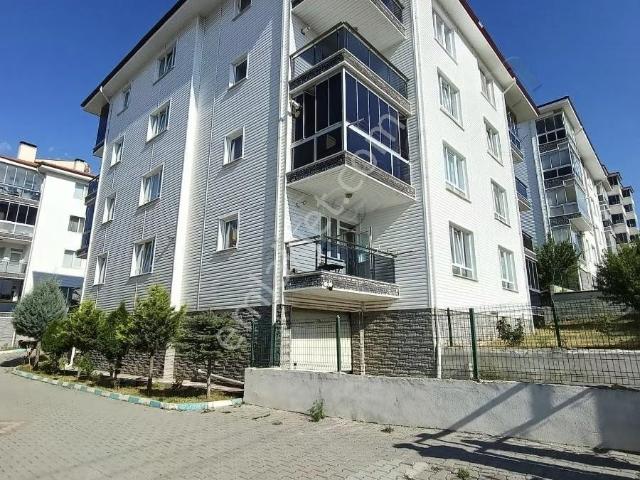 Emlak Centerden Aşiyan Sitesinde Bakımlı 3+1daire