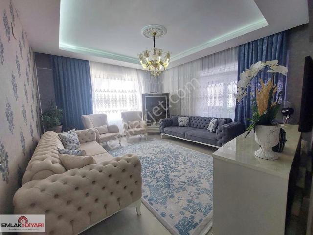 Emlak Diyarından Abdulhamithan'da 3,5+1 Lüx Daire