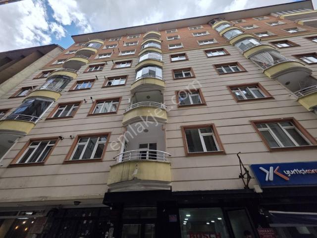 Emlak Dünyası Gym'den Çaykara Cad Kiralık 3+1 Daire