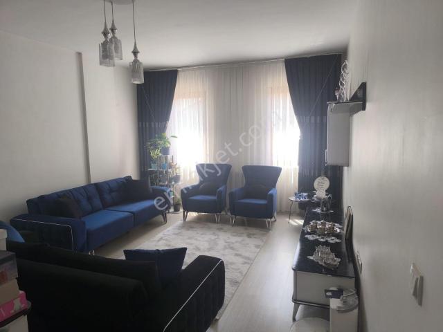 Emlak Dünyası Gym'den Şehir Merkezinde Kiralık3+1 Daire