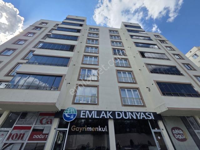 Emlak Dünyası Gym'den Kilyos Sitesinde Satılık 4+1 Daire