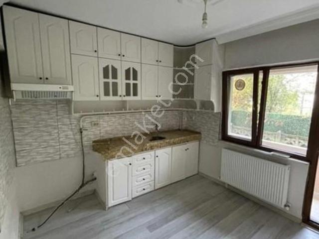 Emlakçe G Y M' Den Arifbey Mah Kiralık 2+1 Geniş Daire