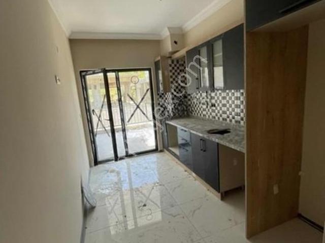 Emlakçe G Y M'den Cumhuriyet Mah Satılık 3+1 4 Banyolu Daire