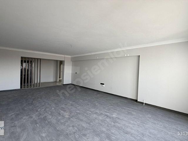EMLAK ŞEHRİNDEN EGE'DE FULL YAPILI SIFIR DAİRE!