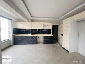 EMLAK ŞEHRİ'NDEN EGE'DE VADİ MANZARALI DAİRE!