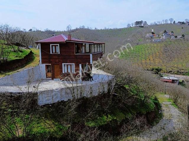 Emlak Evim Dereköyde 8.885 M² Arsa İçinde 2 Katlı Müstakil Ev