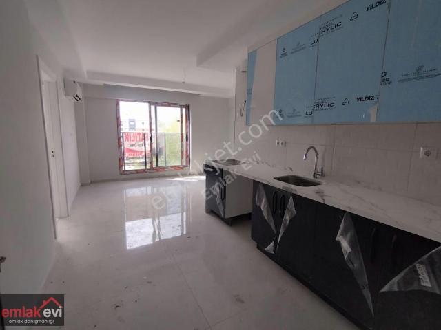 Emlak Evi'nden A. Menderes Te Satılık Sıfır 1+1 Daire