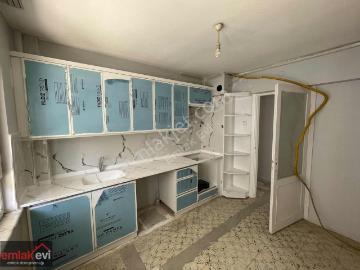 Emlak Evi'nden Çarşamba Pazarında Doğalgazlı 3+1 Kiralık Daire