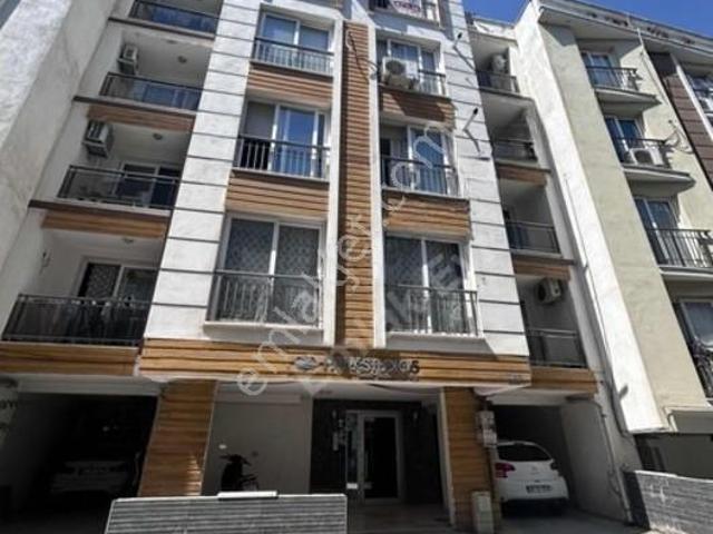 Emlak Evi'nden Zafer'de Mükemmel Konumlu Satılık 1+1 Daire