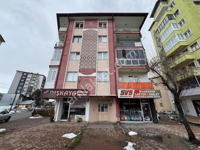 Emlak Fixden Mehmet Akif Ersoy Mahallesinde 3+1 Satılık Daire