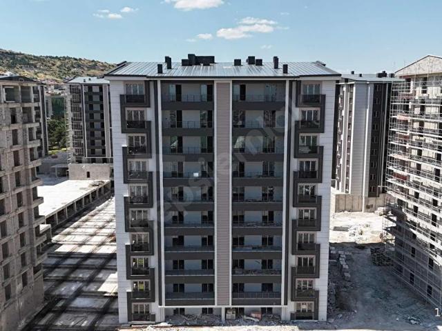 'EMLAK KENT' ALTIN ŞEHİR SİTESİNDE SATILIK GENİŞ 2+1 DAİRELER
