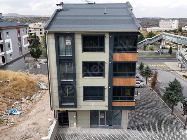 'EMLAK KENT 15 TEMMUZ HASTANE KARŞINDA KİRALIK EŞYALI 2+0 DAİRE