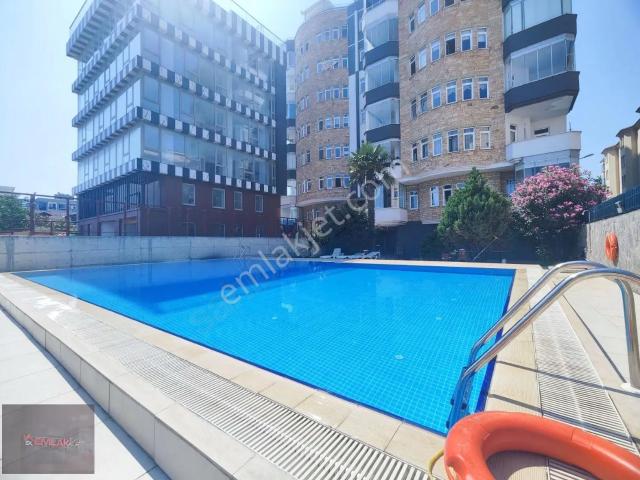 Emlak Kent'ten Sahilde Site İçerisinde Satılık 3+1 Daire