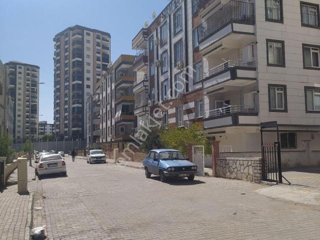 emlak Komisyon Ücreti Yok, Ful+ful Eşyalı,iskanlı,ayrı Mutfak,bir Aile Rahatlıkla Yaşarı