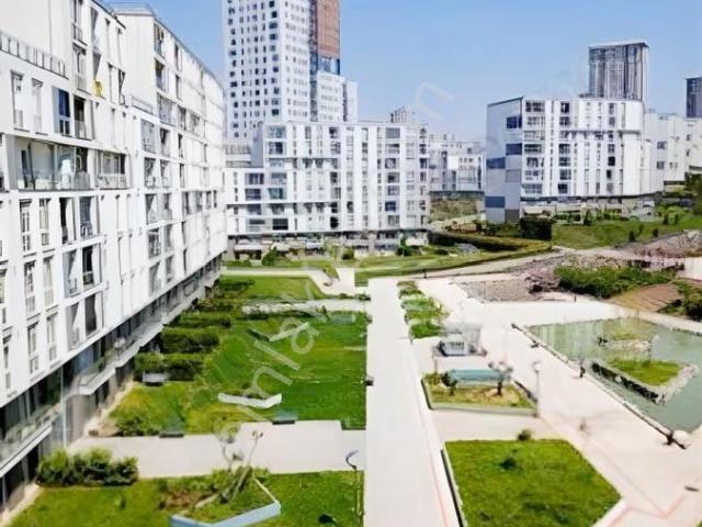 Emlak Konut Başakşehir Evleri 2+1 117 M2 Köşe 3 Cepheli Daire.