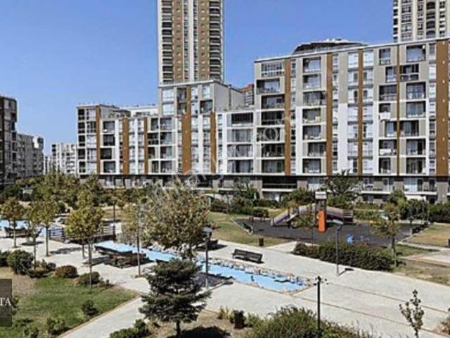 Emlak Konut Başakşehir Evleri 3.kısım 1+1 57 M2 Külede Bahçe Kat